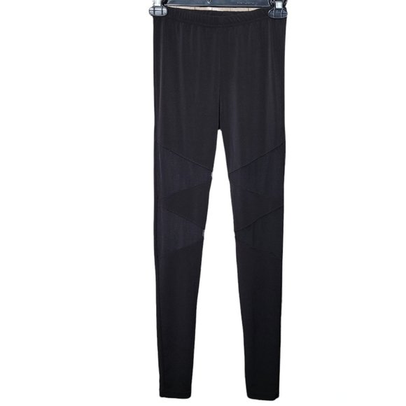 Women's Leggings Black with Triangle shaped mesh Size XS - Picture 2 of 6